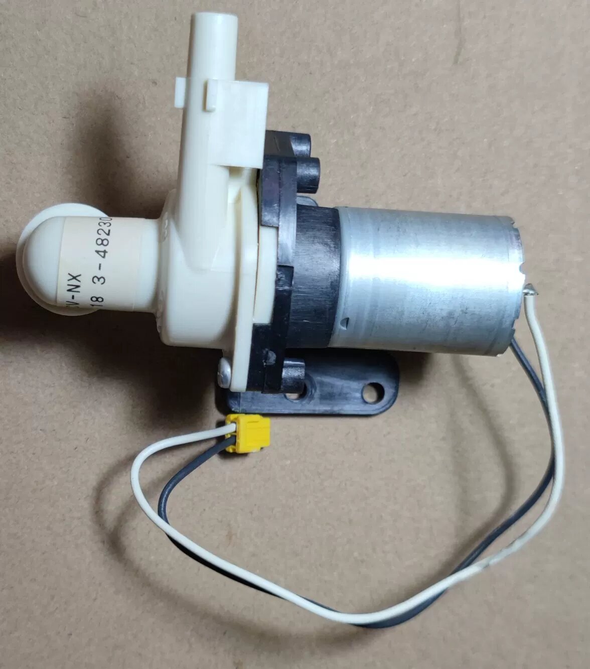 Замена насоса для электрического чайника Zojirushi CD-QAQ40 - компонент системы кипячения