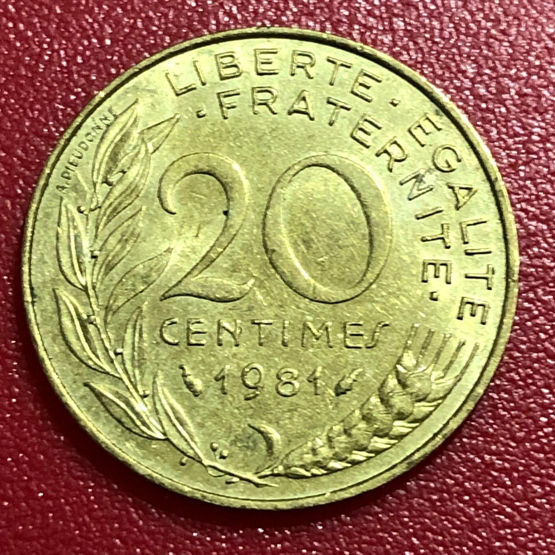Монета Франция 20 Сантимов 1981 год #2-5