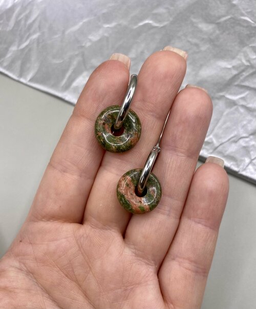 Серьги , размер/диаметр 17 мм, зеленый