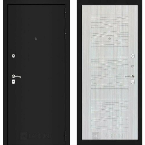Входная дверь Labirint Classic Шагрень черная 06 Сандал белый 960x2050, открывание левое
