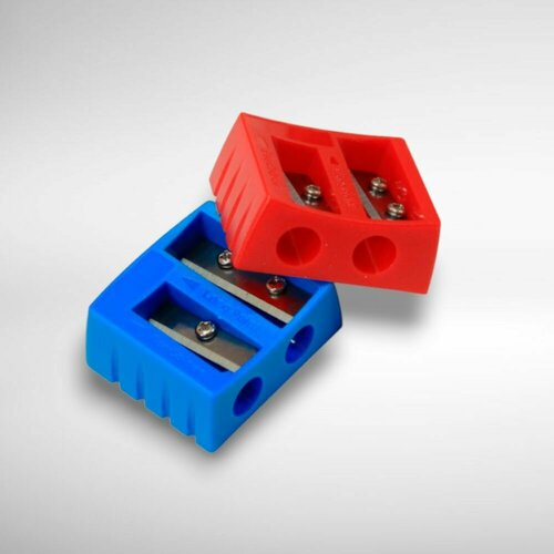 Точилка для карандашей ручная Двойная Пластиковая Для длинной заточки и цветных карандашей 170₽