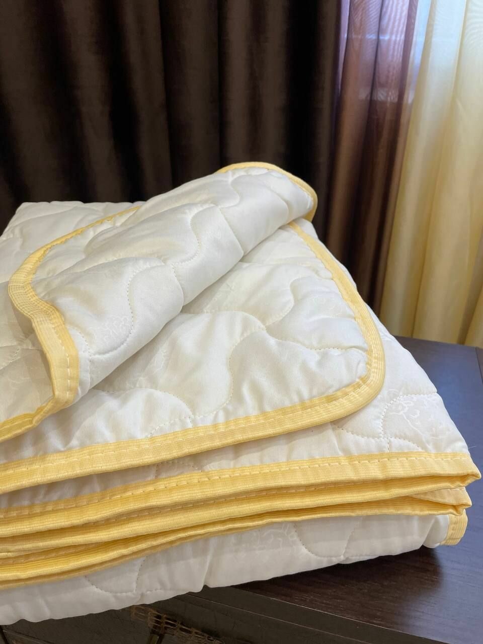 Изображение Одеяло-Плед "Ангора", 140х205 см, Овечья шерсть, 1.5 спальный размер, легкий, бежевый, 140x205см