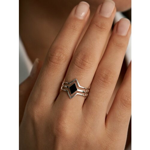 Перстень SKAZKA Natali Romanovoi широкое геометрия, серебро, 925 проба, родирование, эмаль, размер 17.5, черный