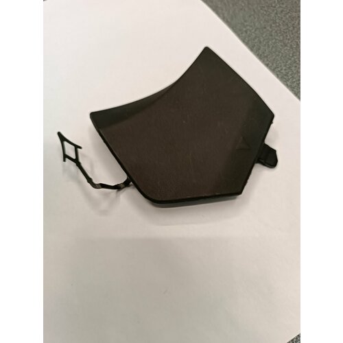 Заглушка буксировочного крюка переднего бампера BMW X3 G01 2017-21г 2090₽