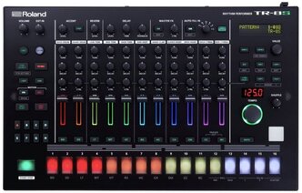 Драм машина Roland Aira TR-8S