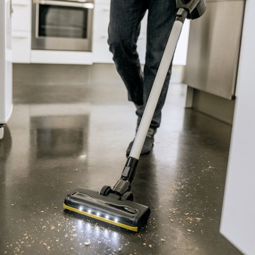 Вертикальный аккумуляторный пылесос Karcher VC 6 Cordless ourFamily (1.198-660.0) - фотография № 9