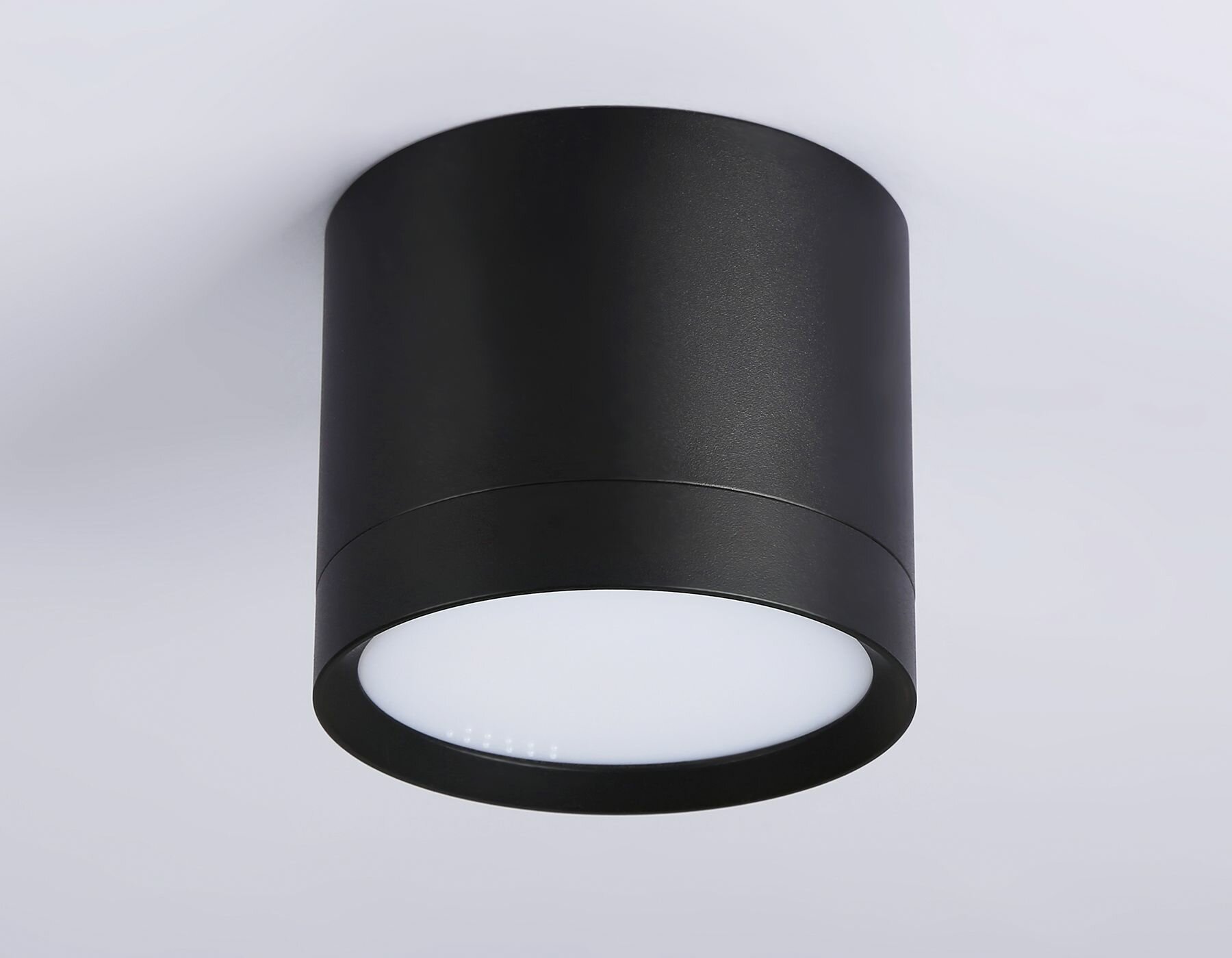 фото Спот, Накладной точечный светильник со сменной лампой GX53 D82*70, черный