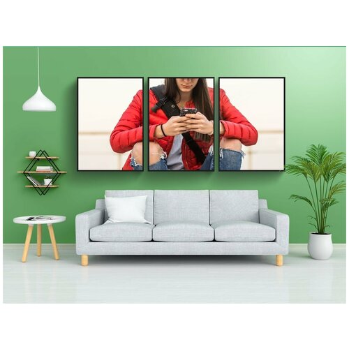 фото Набор модулных постеров для интерьера "мода, молодая девушка, телефон" 60x90 см. в тубусе, без рамки lotsprints