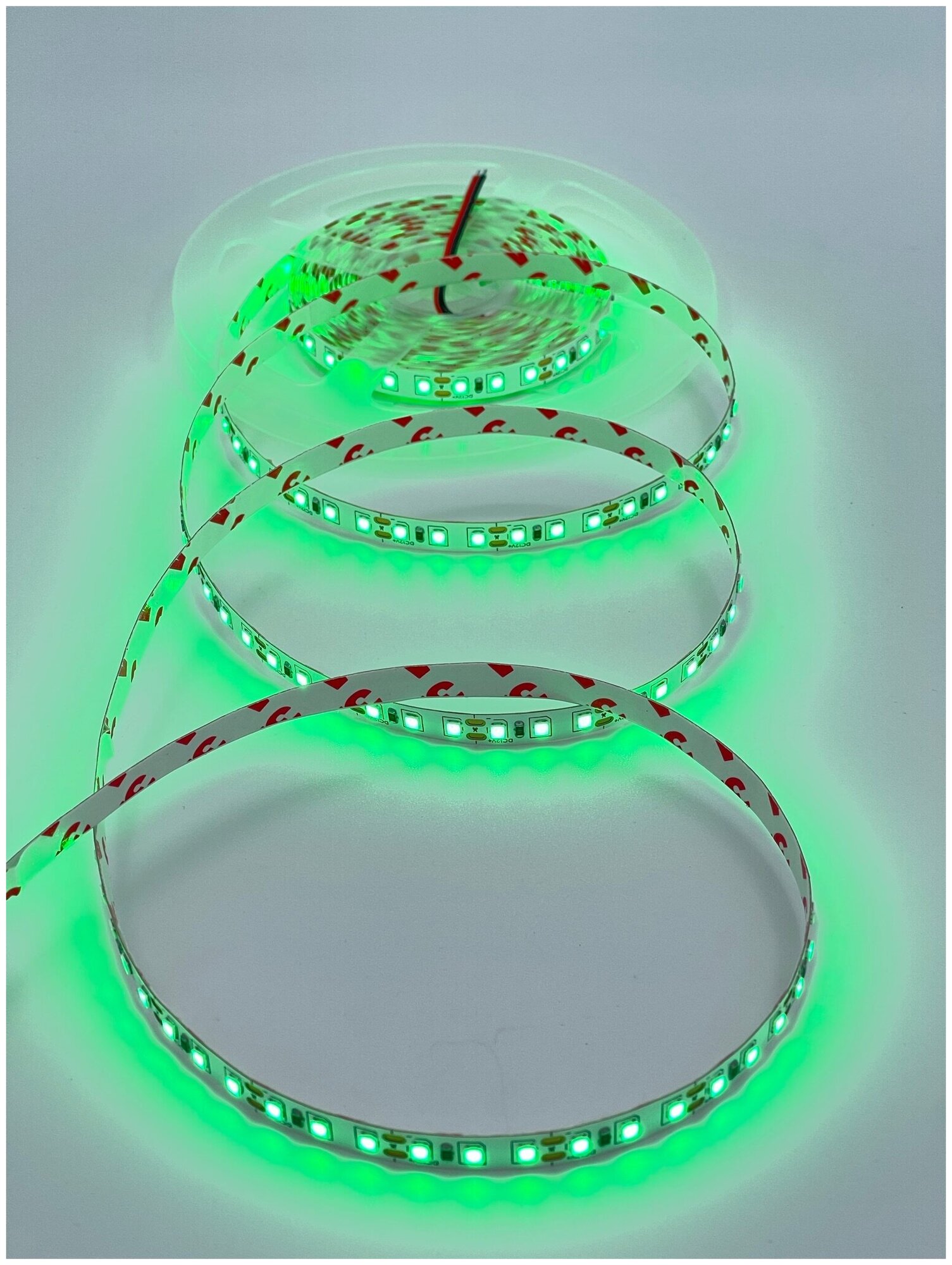 фото Лента светодиодная Redigle LED 11W, 2835-120 диодов на метр -IP20 12V Зеленый