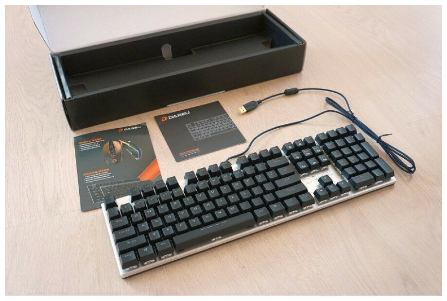 Игровая механическая клавиатура DAREU 108 EU