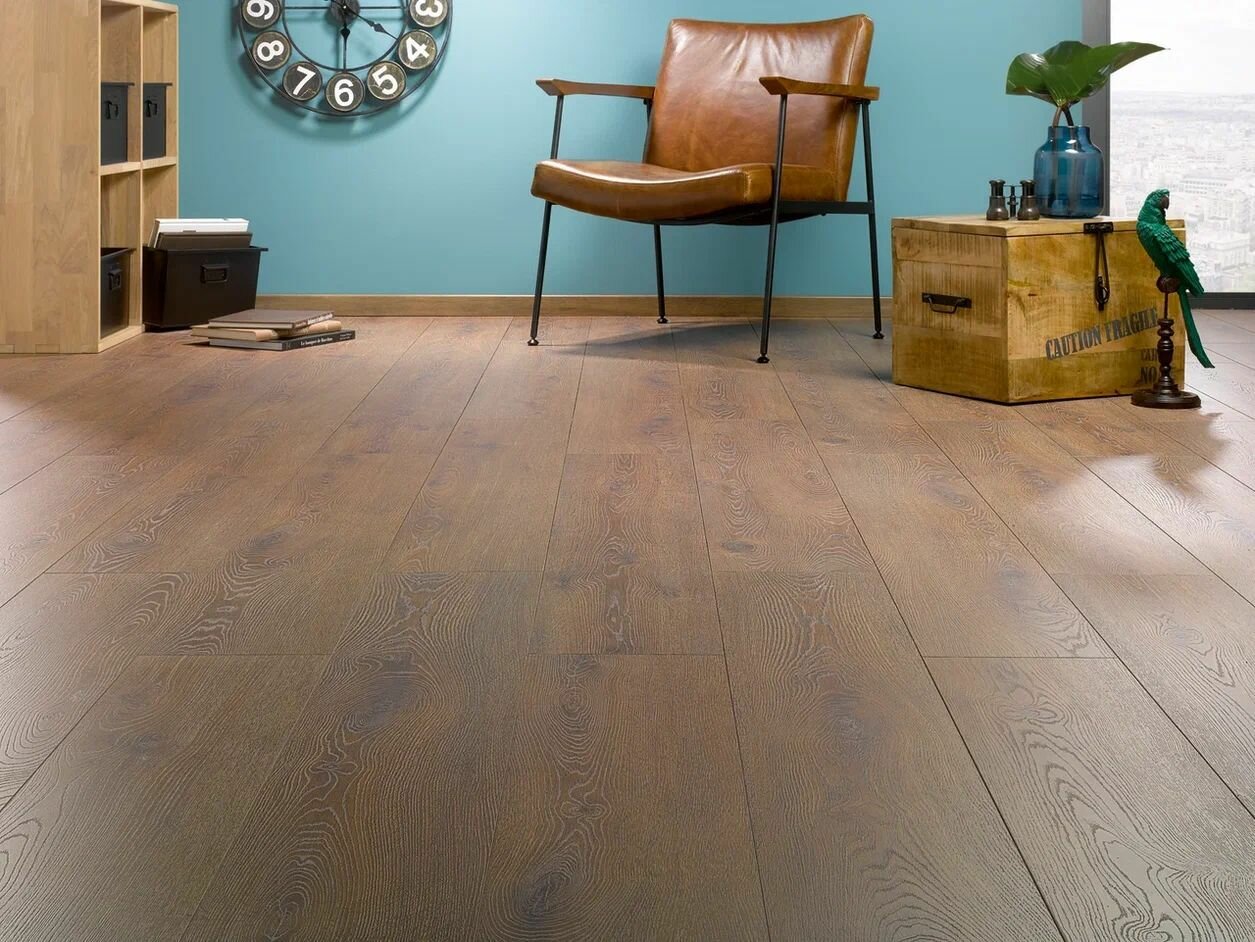 фото Ламинат Alsafloor 8.0 Standart Plank 528 Peronne, 33 кл, 1286х192х8 (2 ,22м2/9)