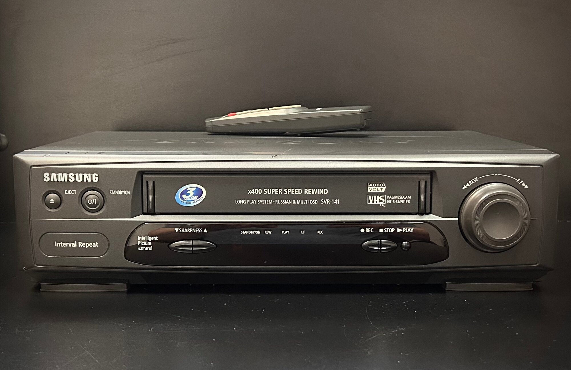 Видеомагнитофон пишущий VHS Samsung SVR-141