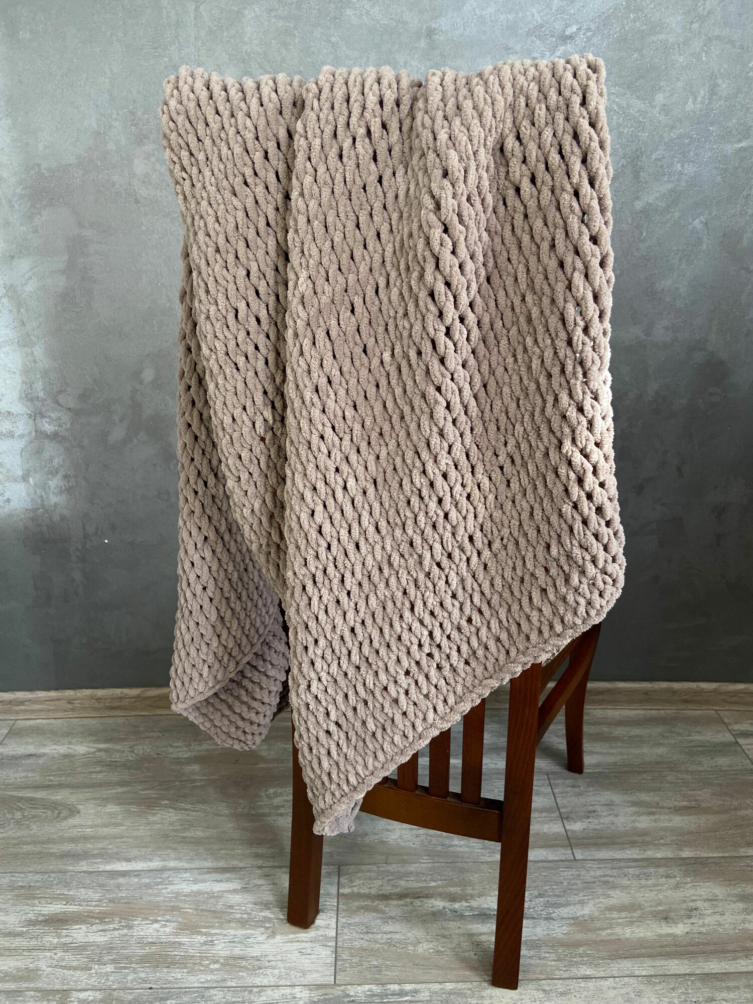 фото Плед вязаный из пряжи Alize Puffy / Ализе Пуффи 80*130