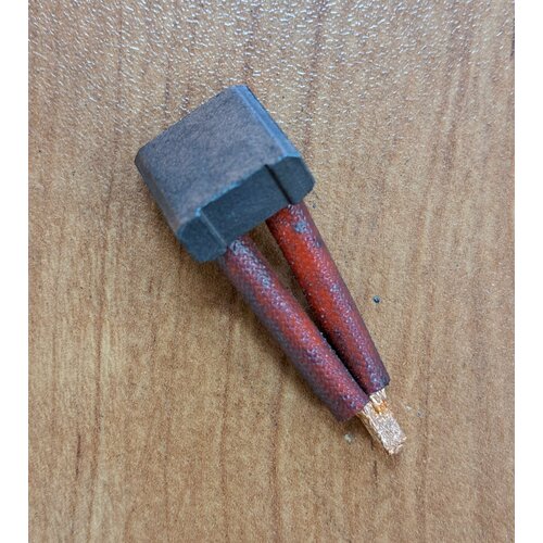 344112022ВТ Щетка стартера Магнетон МТЗ ГАЗ-3308 ЗИЛ-3250 МАЗ-4307 1224В 400₽