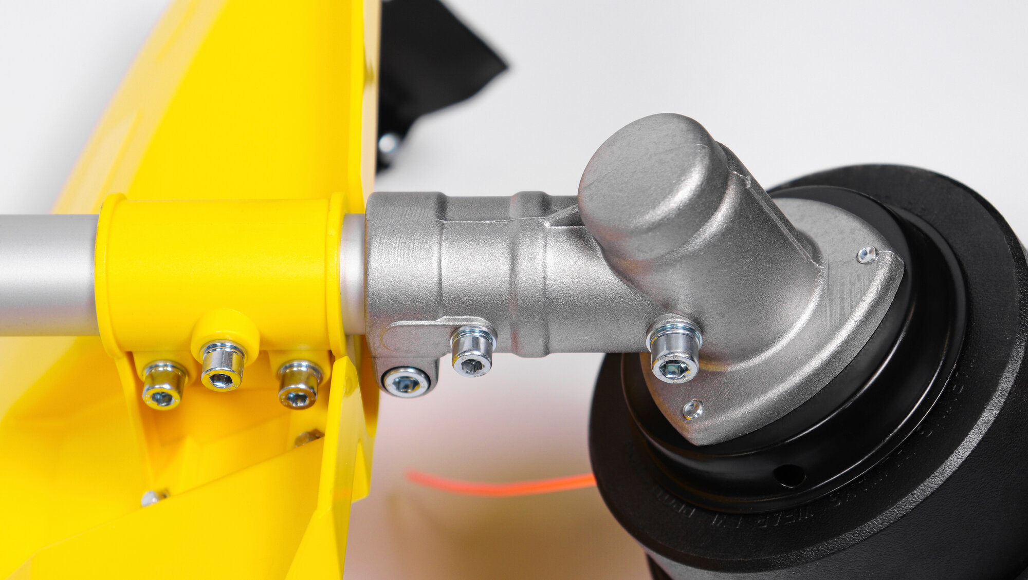 Триммер бензиновый садовый CHAMPION T438S-2 — фото 1