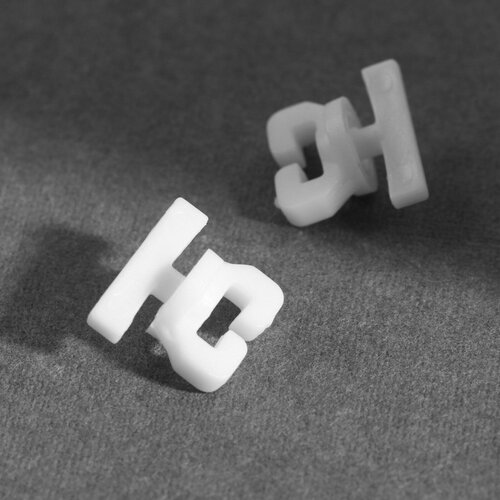 Стопор винтовой Бабочка 2 шт цвет белый 541₽