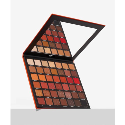 Палетка теней для век Beauty Bay FIERY 42 colour palette