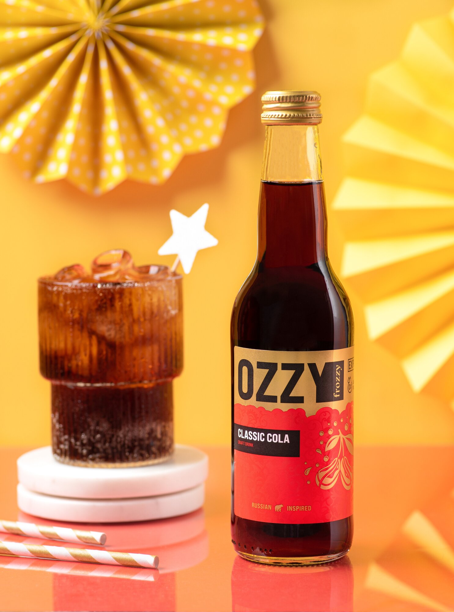 Лимонад крафтовый Классическая Кола OZZY frozzy Export Classic Cola, стекло 330 мл. 12 шт. - фотография № 2