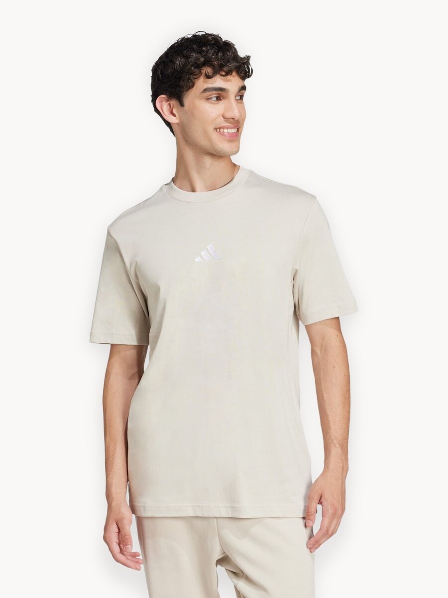 Футболка adidas Essentials Small Logo, размер XS INT, бежевый