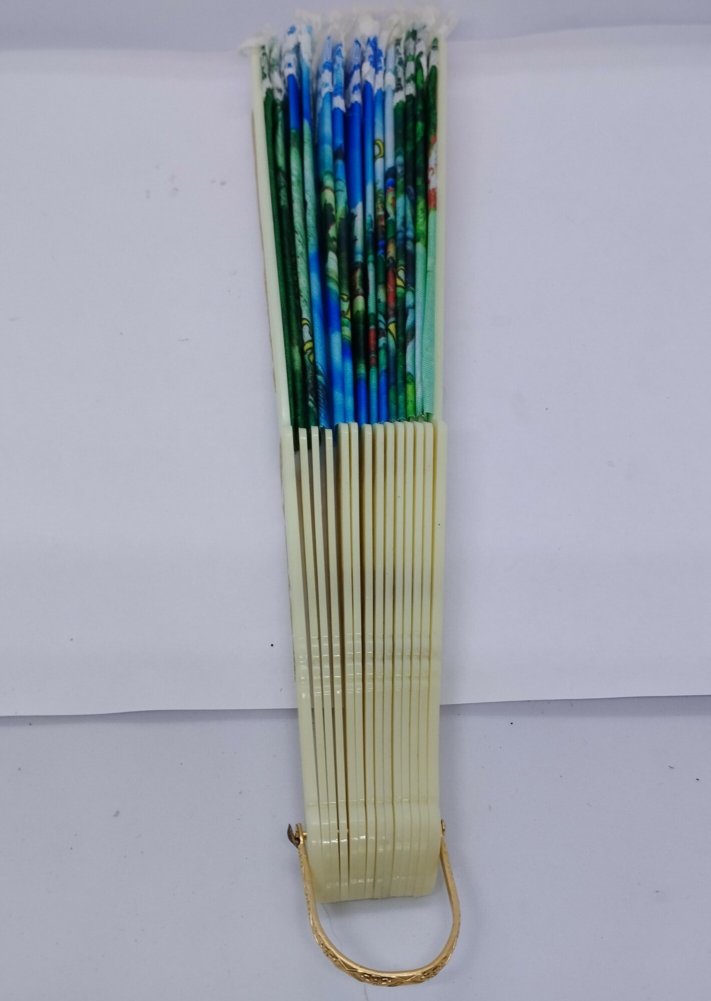 Веер "Святая земля Псковская", светлый — фото 1