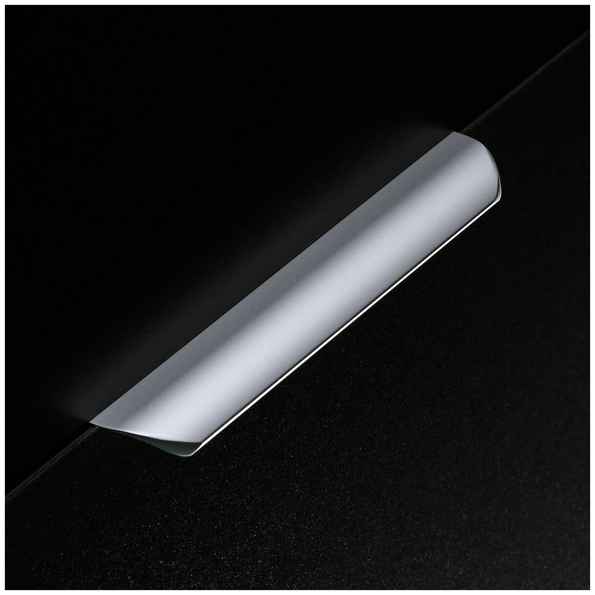 Ручка мебельная алюминиевая HEXA 96мм/150мм, алюминий - фотография № 5