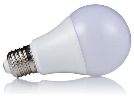 Светодиодная лампа Foton Lighting FL-LED A65 22W E27 6400К 220В 2020Лм d65x133