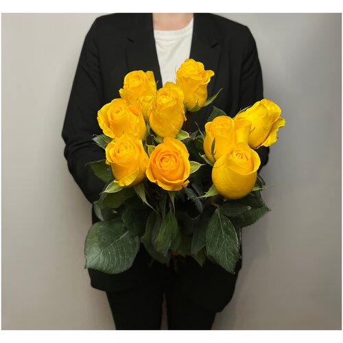 Букет из розы Брайтон жёлтой 70см