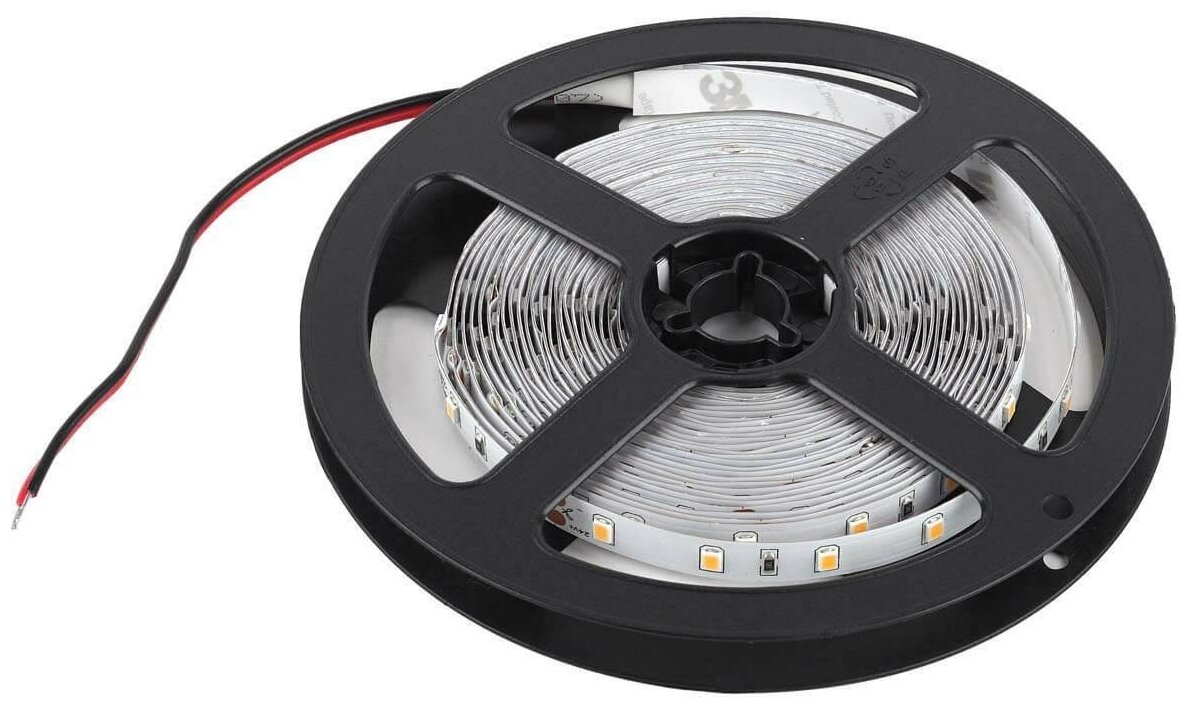 Светодиодная лента ЭРА 4,8W/m 60LED/m 2835SMD теплый белый 5M LS2835-4,8-60-24-33-3000К-5m Б0043109