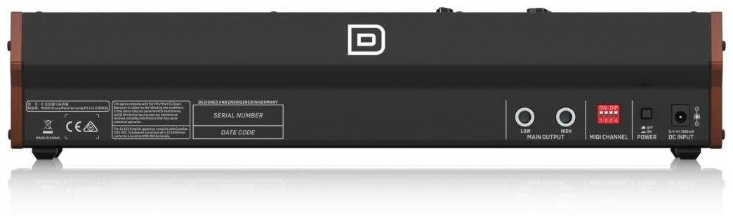 Аналоговый синтезатор Behringer MODEL D