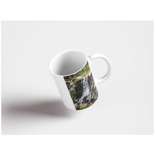 фото Кружка "водопад, ручей, парк" 320 мл lotsprints