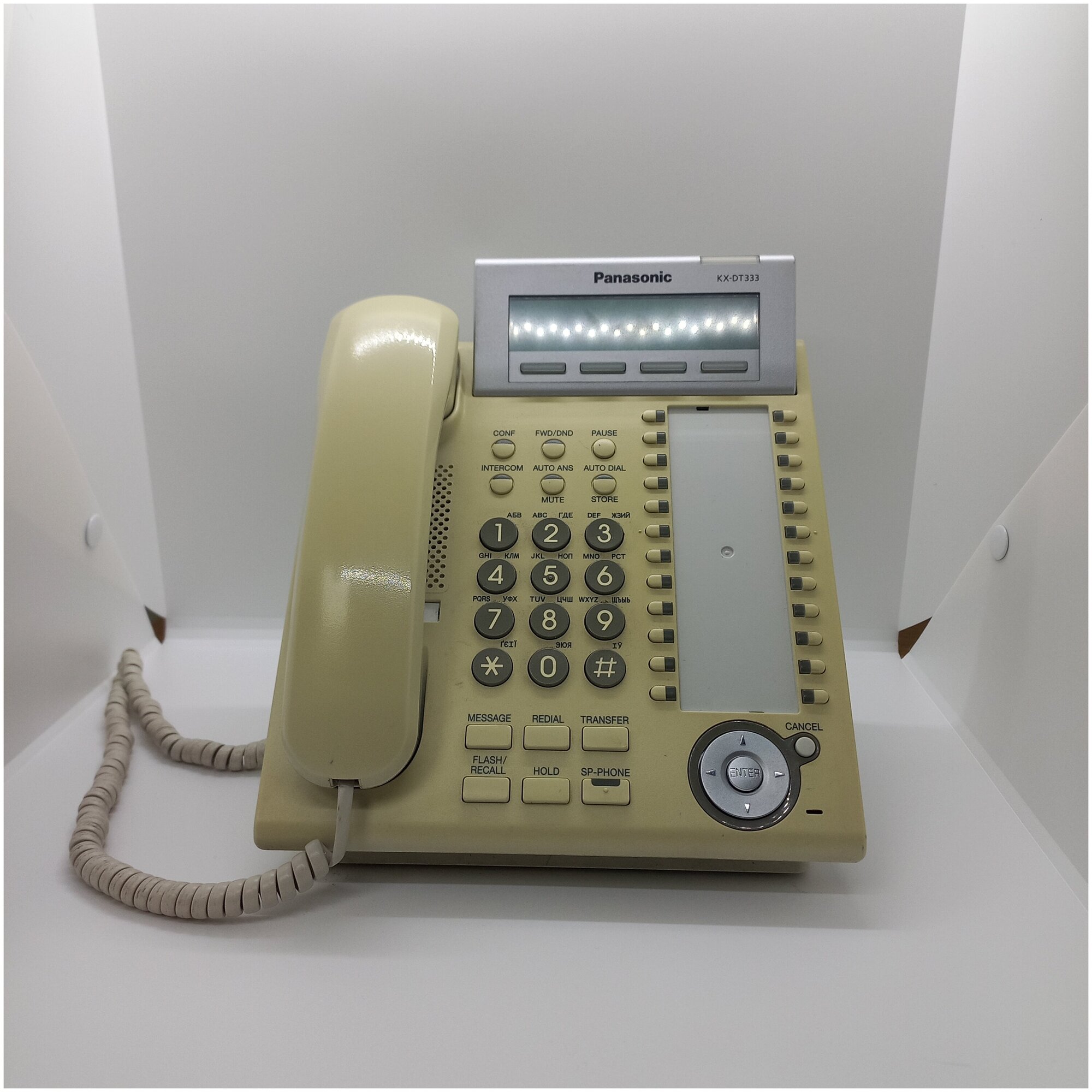 Телефон Panasonic KX-DT333