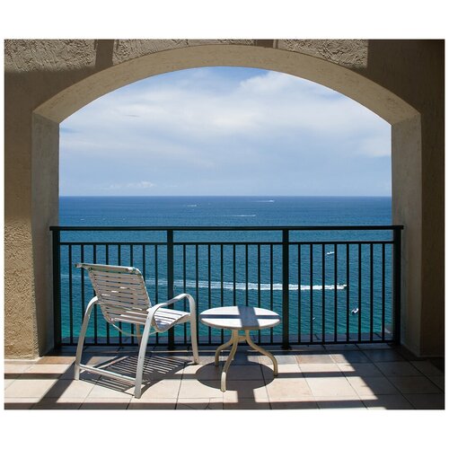 Флизелиновые фотообои Уютная стена Балкон отеля с видом на океан 320х270 см с текстурой Песок фотообои балкон с видом на океан 300х270 см