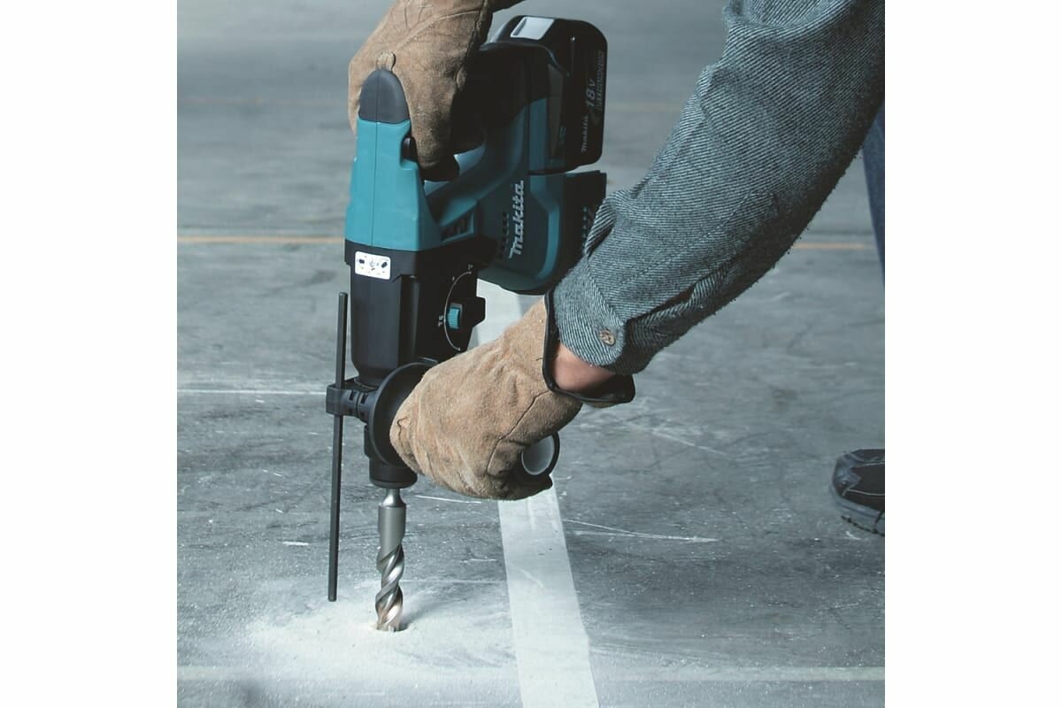 Профессиональный перфоратор Makita - фото №5