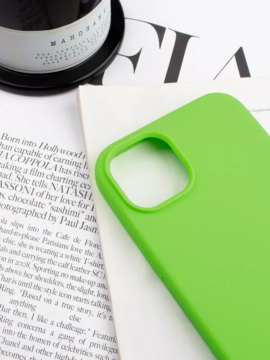 Чехол на iPhone 15 Plus силиконовый софт тач — фото 1