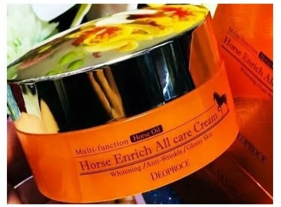 Крем для лица питательный с лошадиным жиром Deoproce Horse Enrich All Care Cream 100гр - фото №7