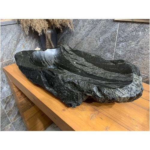 Раковина из натурального цельного камня, Black Edition (75х38 см)
