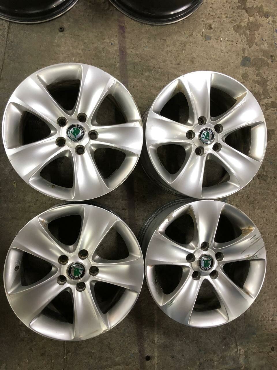 Колесные диски Skoda 16x7 PCD 5x112 D57.1 ET45 (оригинал)