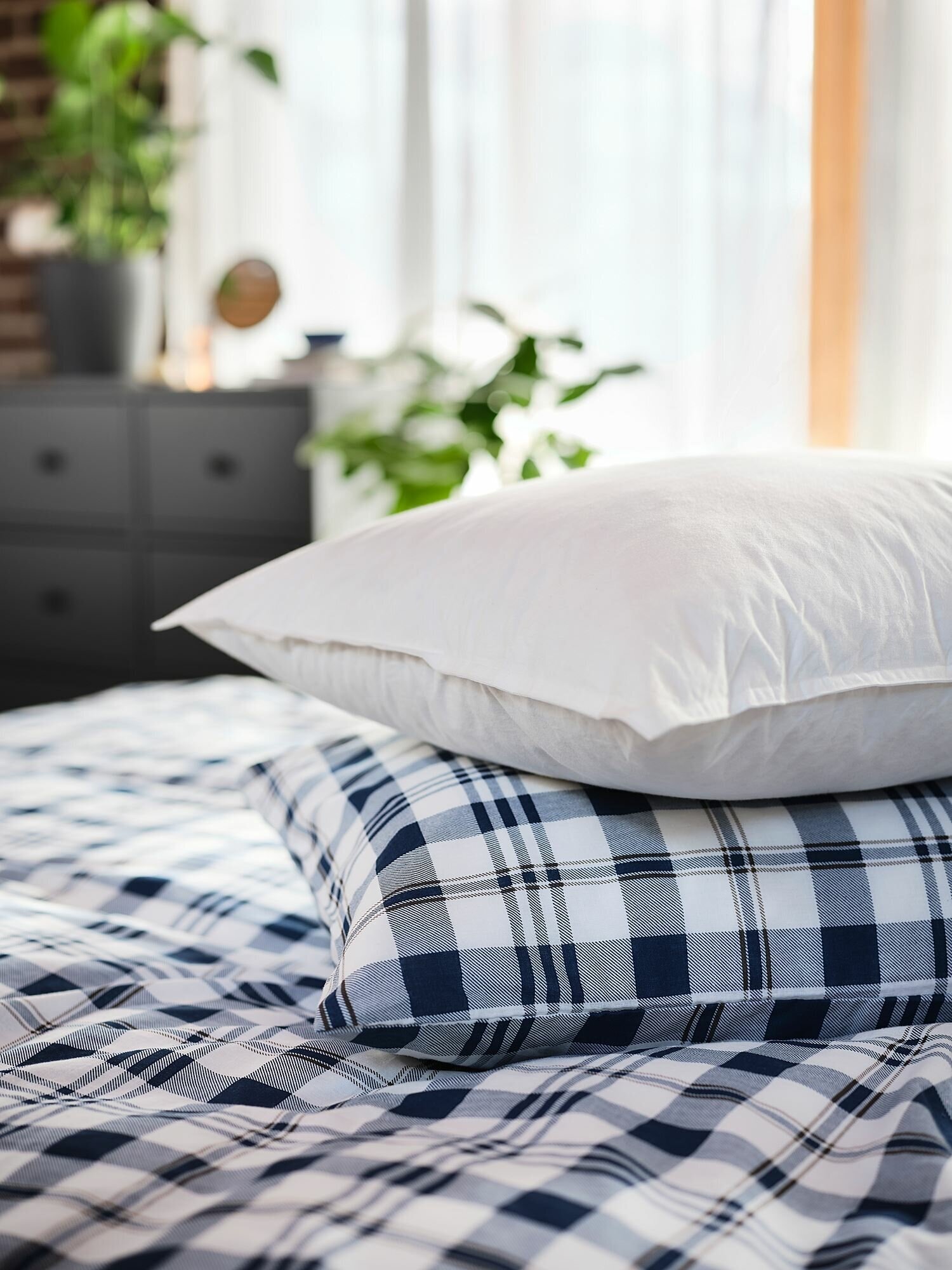 Подушка икеа лундтрав высокая 50 х 60 см, IKEA LUNDTRAV, подушка для сна икеа высокая - фотография № 4