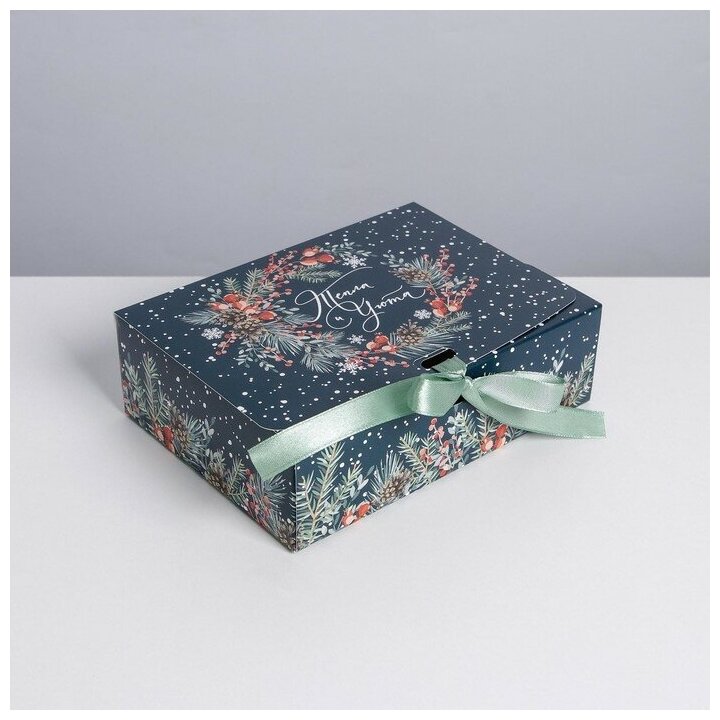 Складная коробка подарочная «Новогодняя ботаника», 16.5 × 12.5 × 5 см