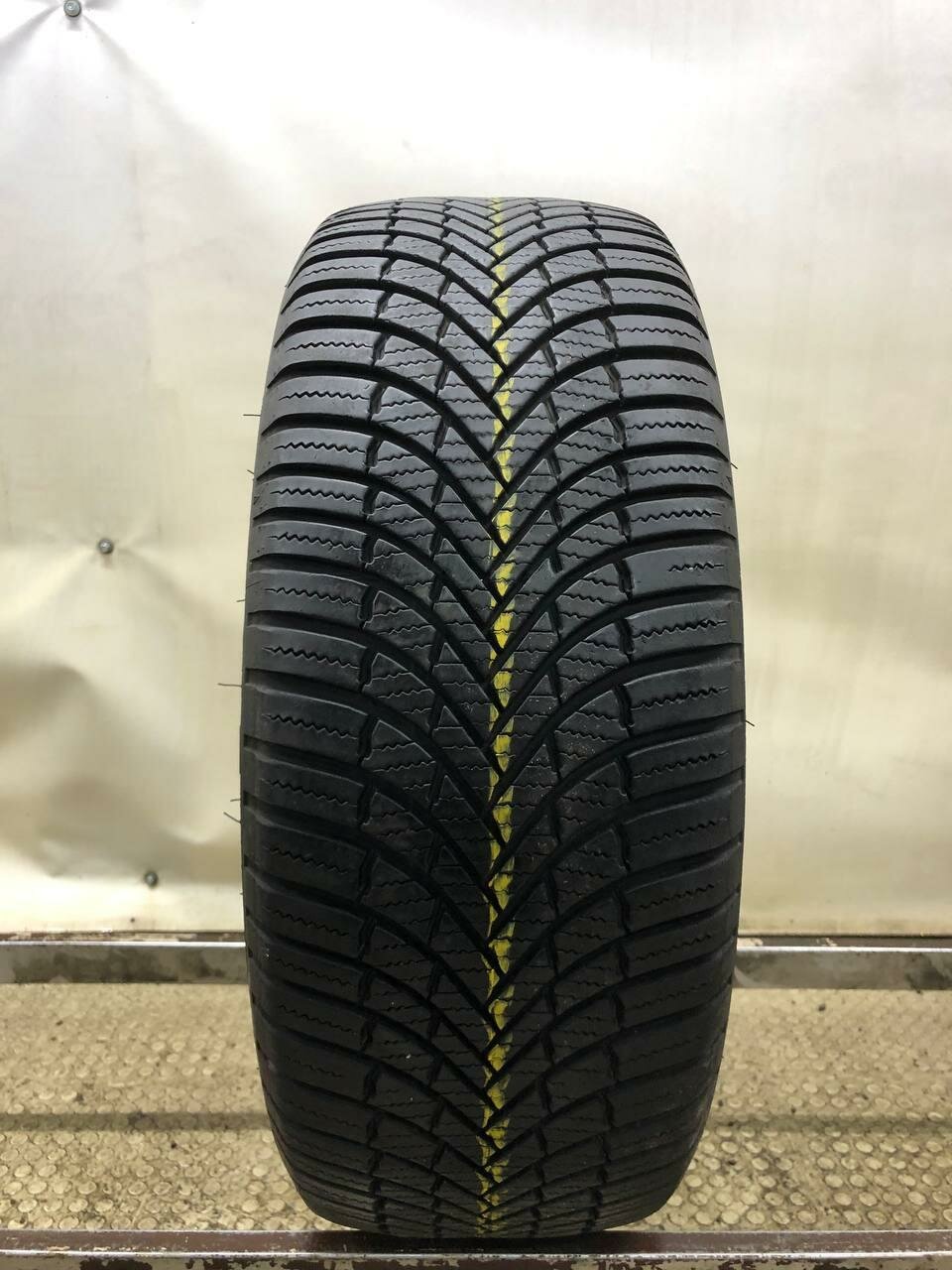 Firestone Muitiseason 205/55 R16 БУ Шины Зимние