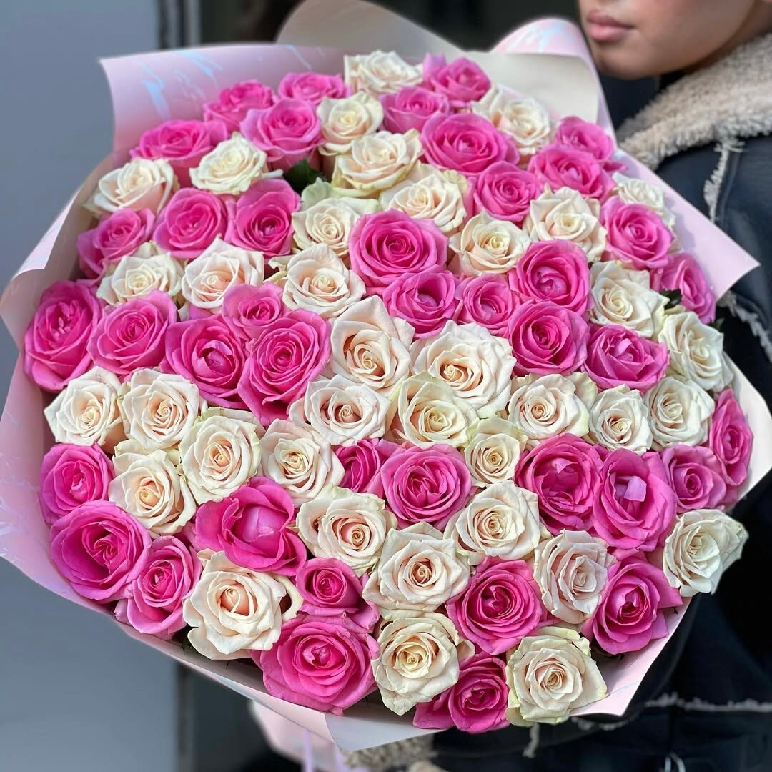 Букет из розовых и белых роз 101 шт, красивый букет цветов, шикарный, премиум цветы, премиум букет