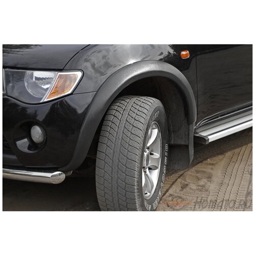 Расширители колесных арок для Mitsubishi L200 2007+/2010+/2014+ (15MY) | глянец (под покраску)