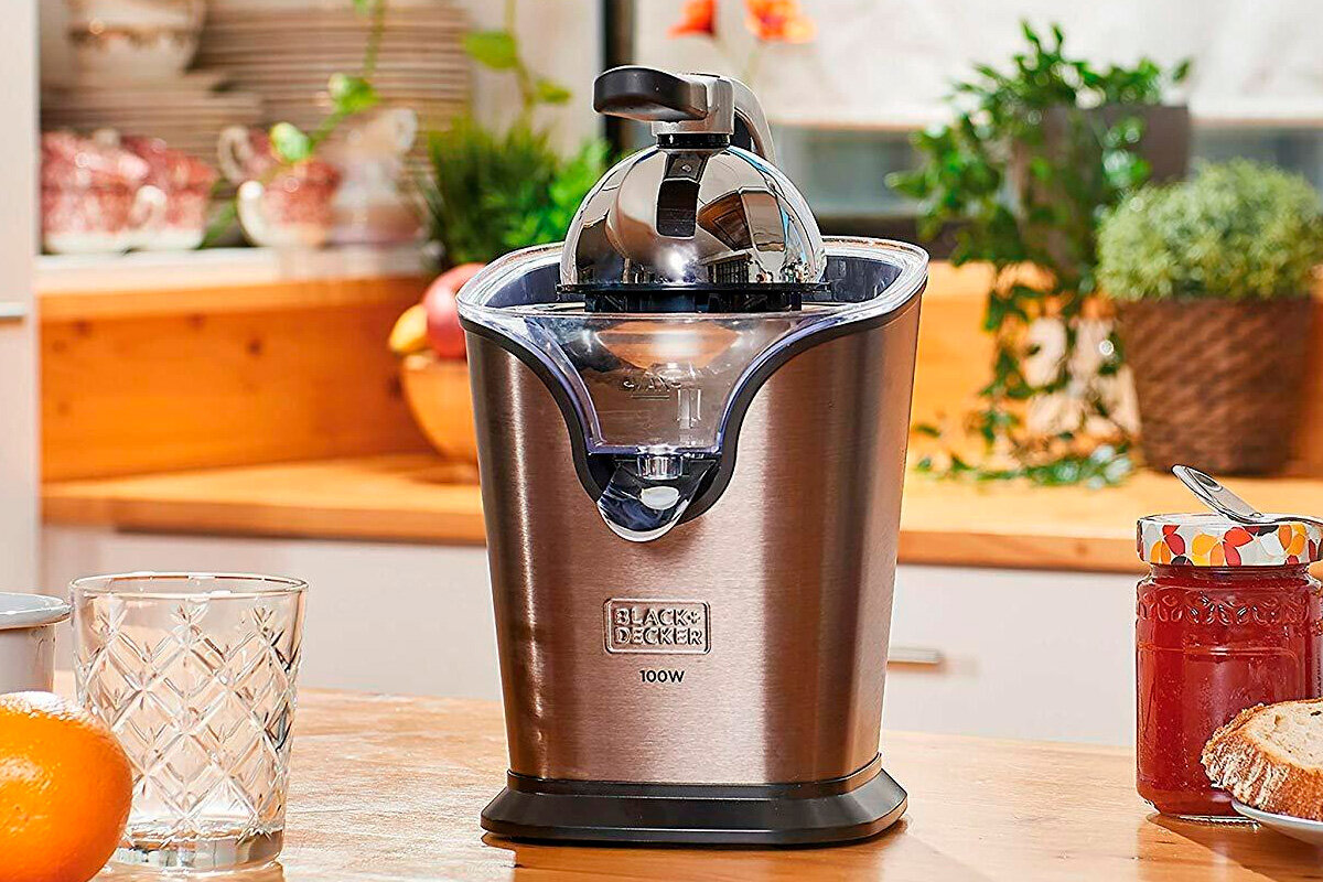 Соковыжималка Black Decker BXCJ100E  нержавеющая сталь  серебристая