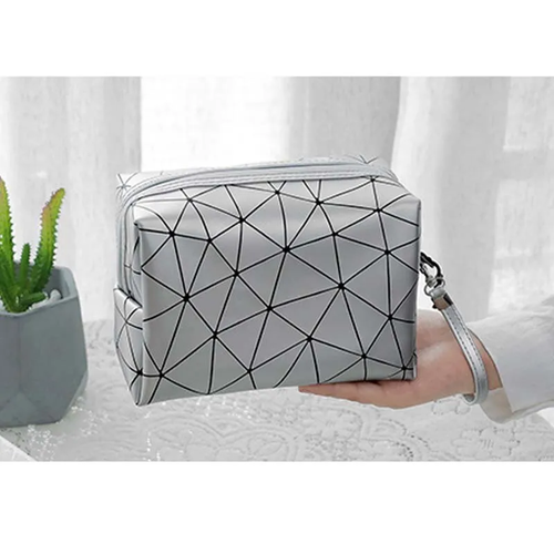 фото Косметичка серебряный -