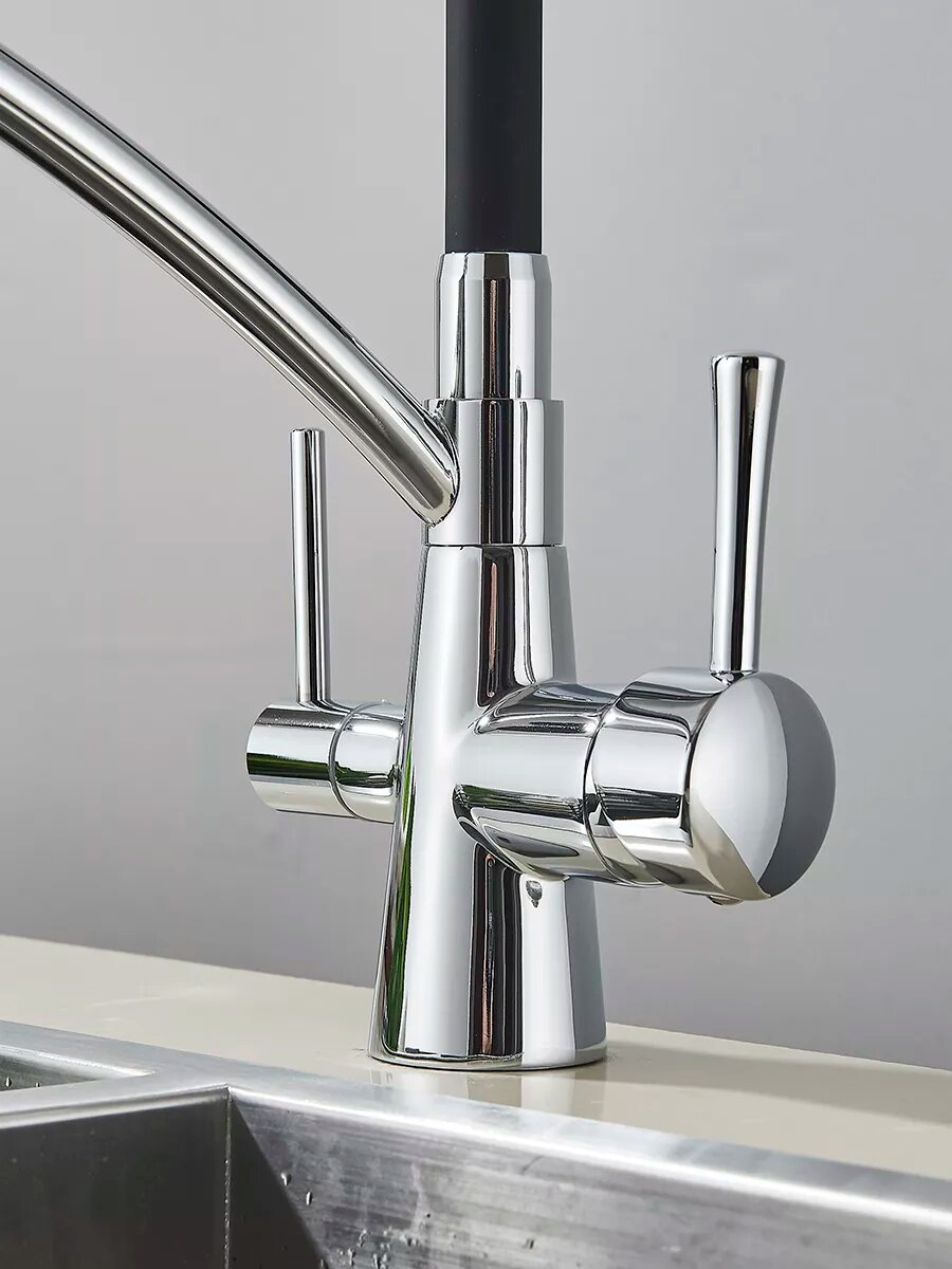 Кухонный кран с питьевой водой — фото 1