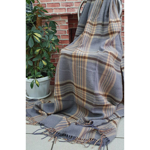 Плед Шотландия 140*180+20см кисти, об. 4665, цв.1914 26% шерсть, 26% ПАН, 48% п-э. серая клетка