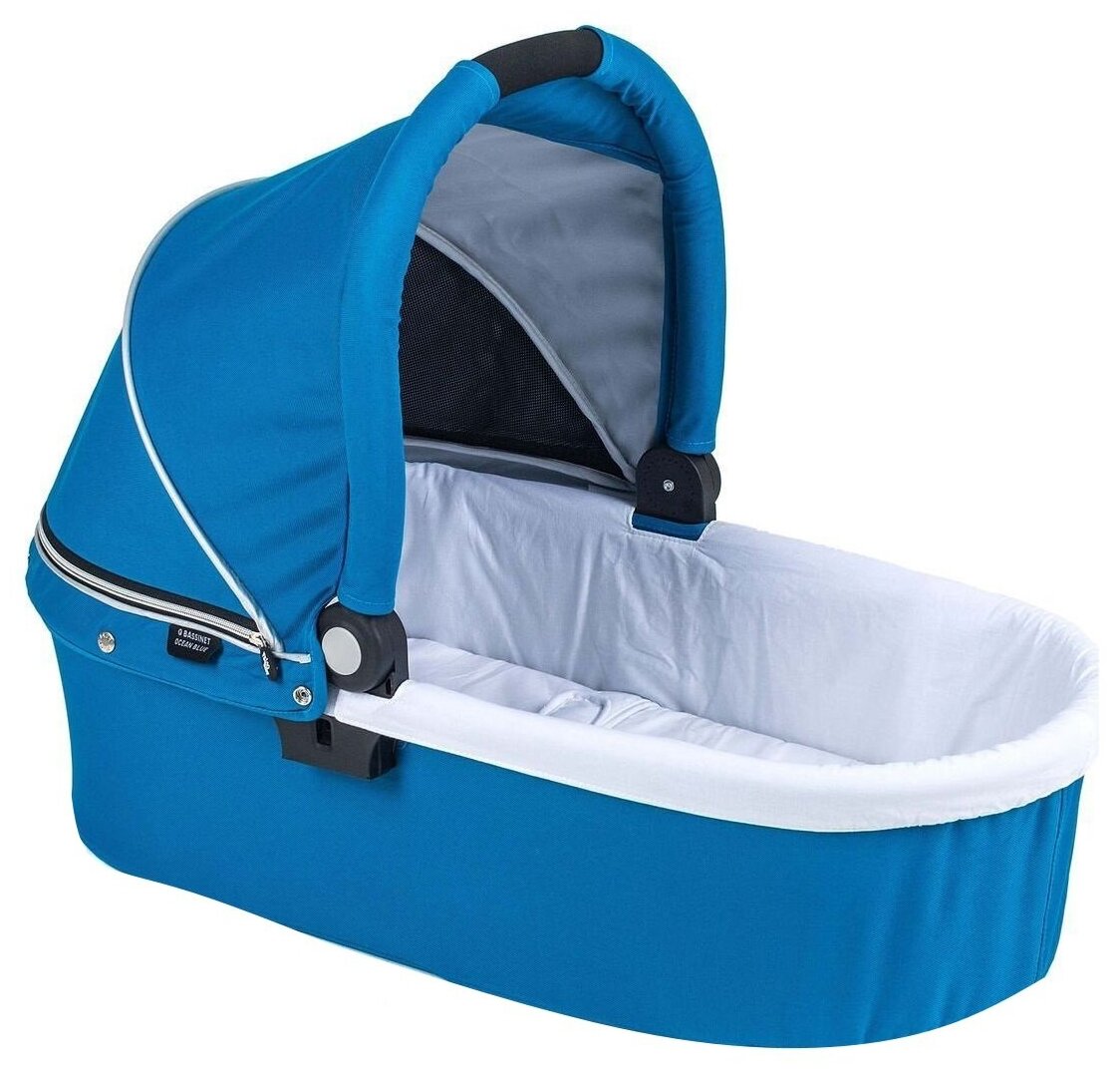   Valco Baby Q Bassinet  Trimod X, Snap 4 Ultra, Quad X Ocean Blue