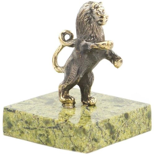 Бронзовая статуэтка Лев на 2-лапах