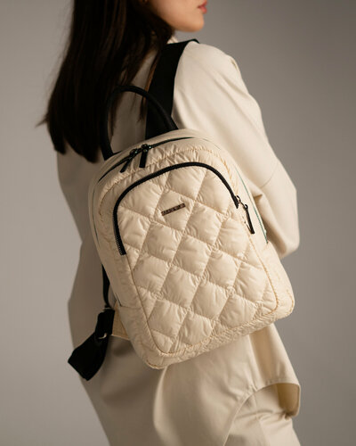 Изображение товара Рюкзак маленький тканевый стеганый