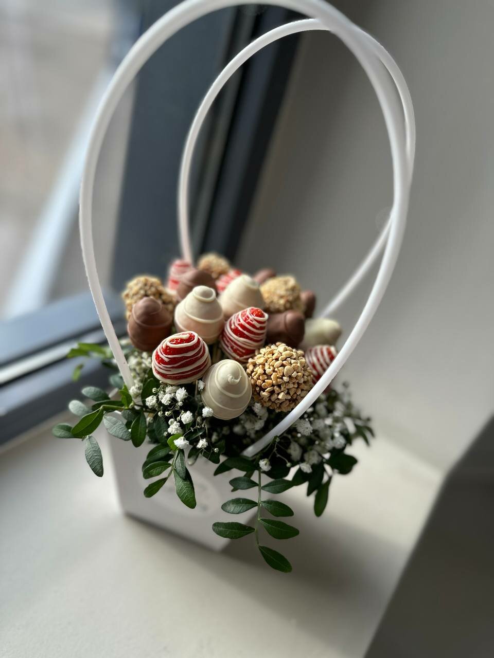 Композиция с душистой гипсофилой - "зимнее Сердцеедка" от Sweet Berry — фото 1